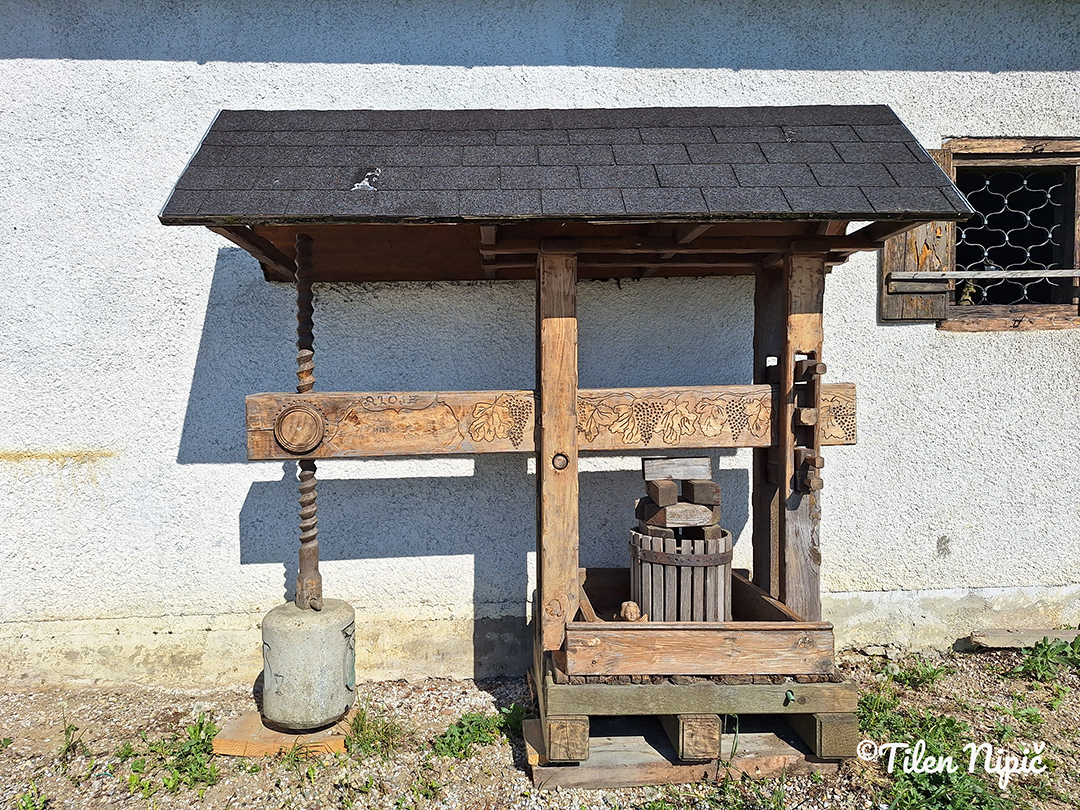 Sakralna dediščina v naravi