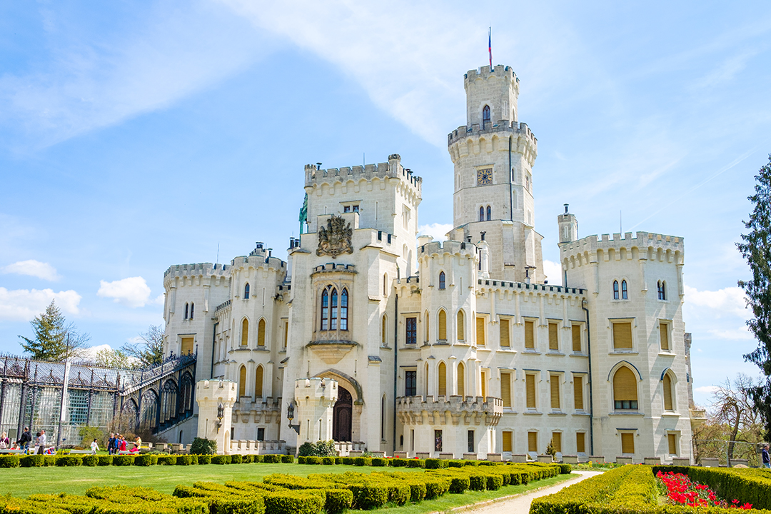 Neogotski grad Hluboka nad Vltavou v južni Češki