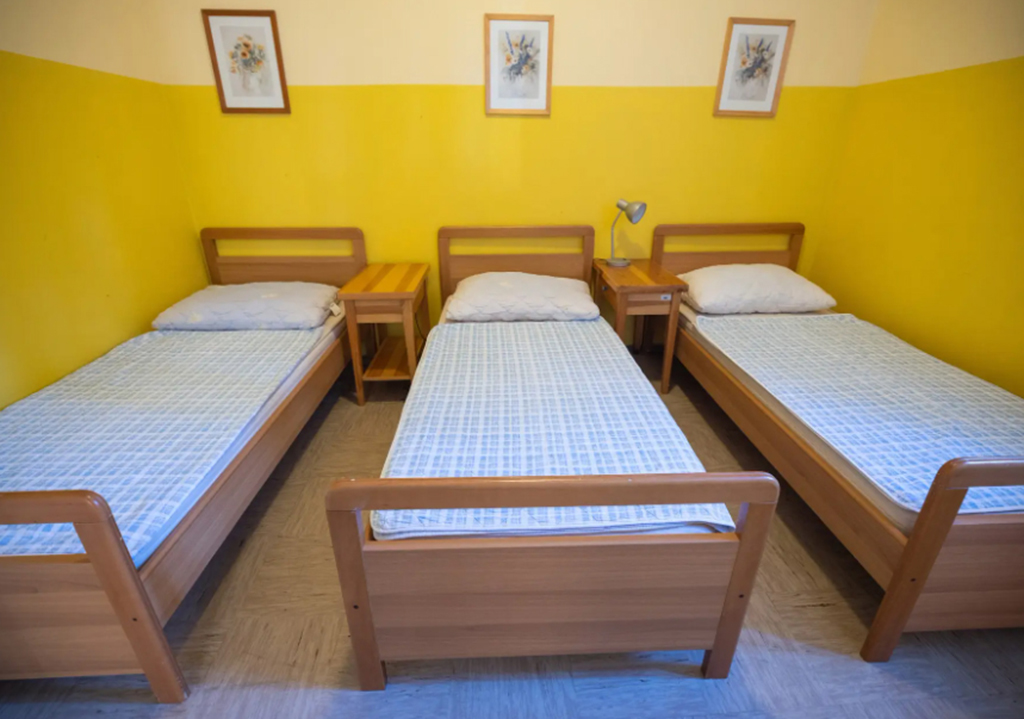 Youth_Hostel_Debeli_Rtic_-_Ankaran_-_Slovenia_9.jpg