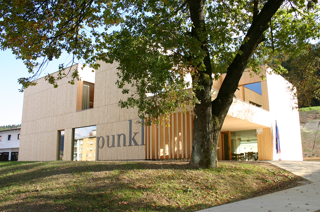 Hostel_PUNKL_-_Ravne_na_Koroskem_2.JPG