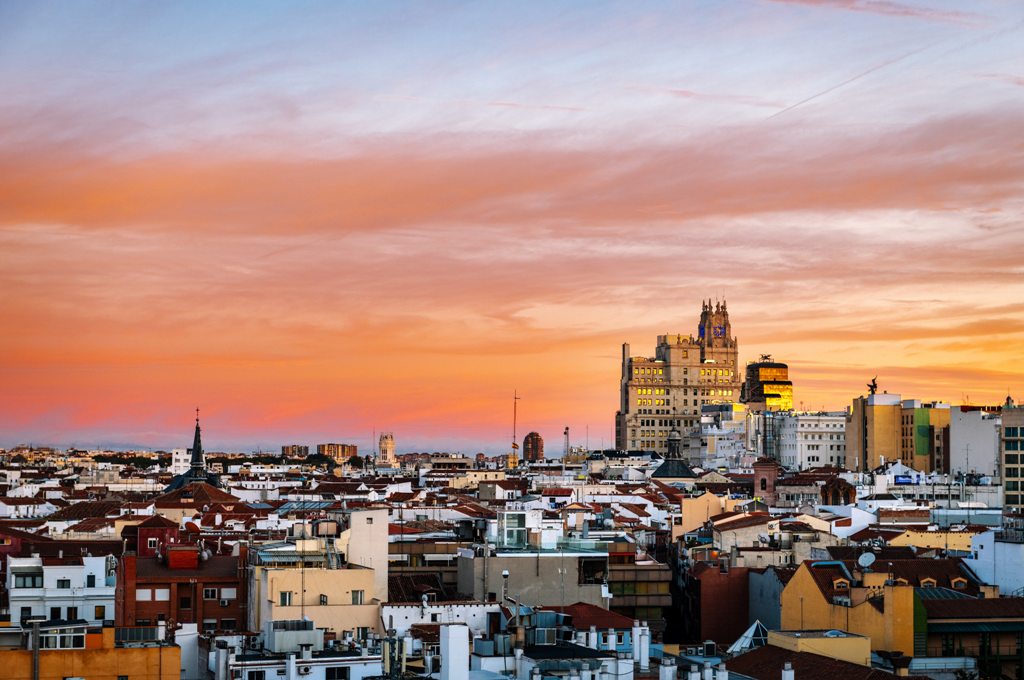 Potovanje_v_Madrid_-_Travel_to_Madrid_-_Photo_by_Andres_Garcia_on_Unsplash.jpg